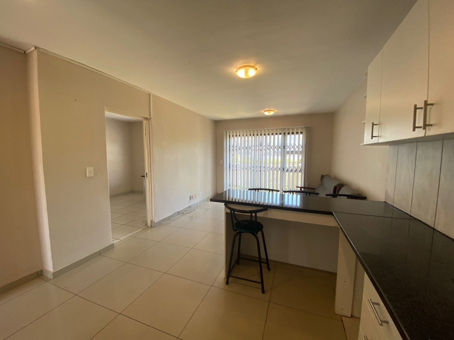 To Let 2 Bedroom Property for Rent in Parklands Western Cape